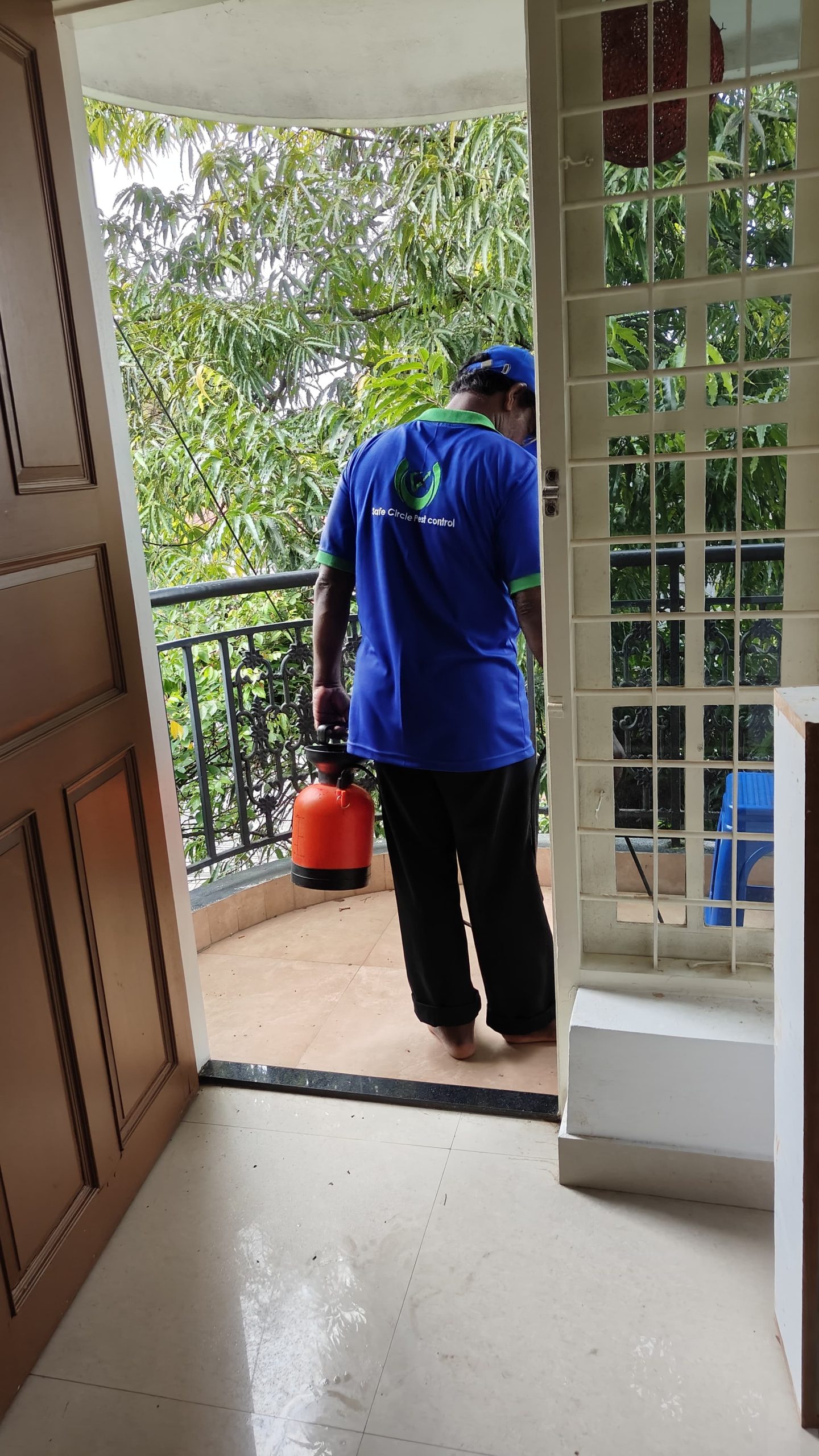 pest control service